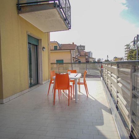 Appartamento Nuovo Centralissimo 150 Mt Dal Mare Lido di Jesolo Exterior photo