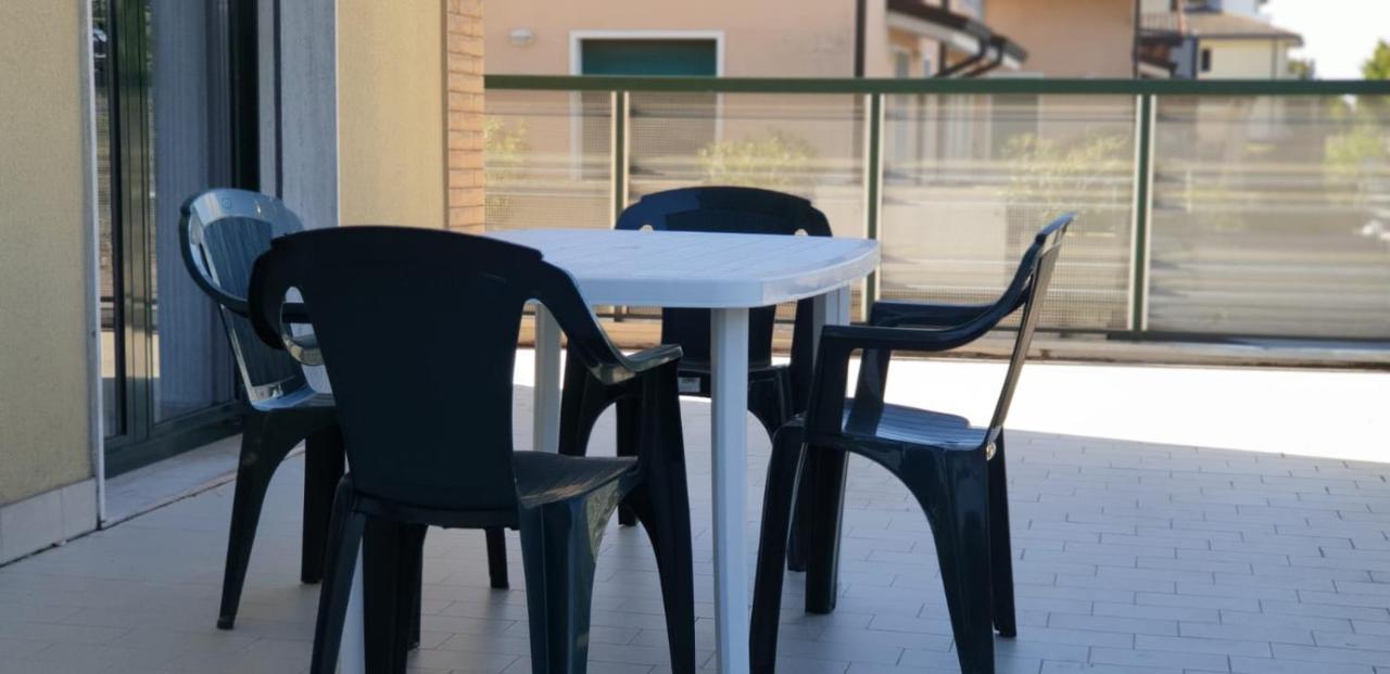 Appartamento Nuovo Centralissimo 150 Mt Dal Mare Lido di Jesolo Exterior photo